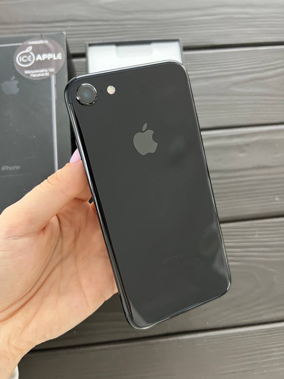 Apple iPhone 7 128gb Jet Black в Тюмени